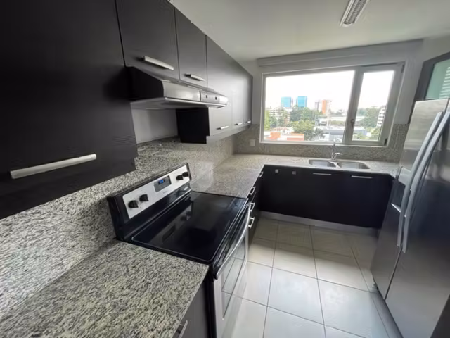 Rento apartamento en Zona 14 EDIFICIO CON PISCINA, GYM Y AREAS VERDES - Imagen 15
