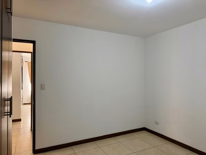 APARTAMENTO EN RENTA EN ZONA 11, SANTA MARÍA DE LAS CHARCAS - Imagen 11