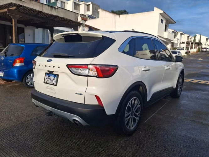 Ford Escape SEL 2020 2.0 turbo - Imagen 2