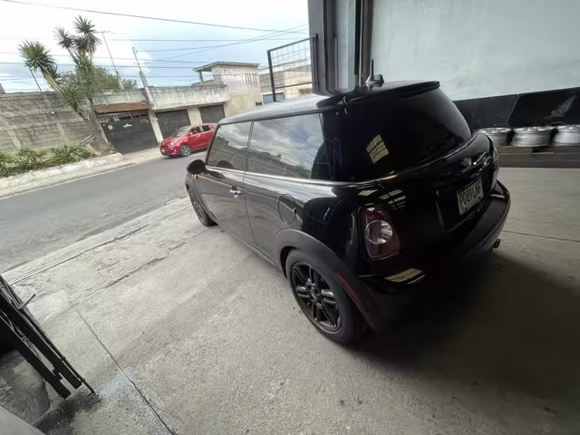 Mini Cooper (R56) All Black 2012 - Imagen 4