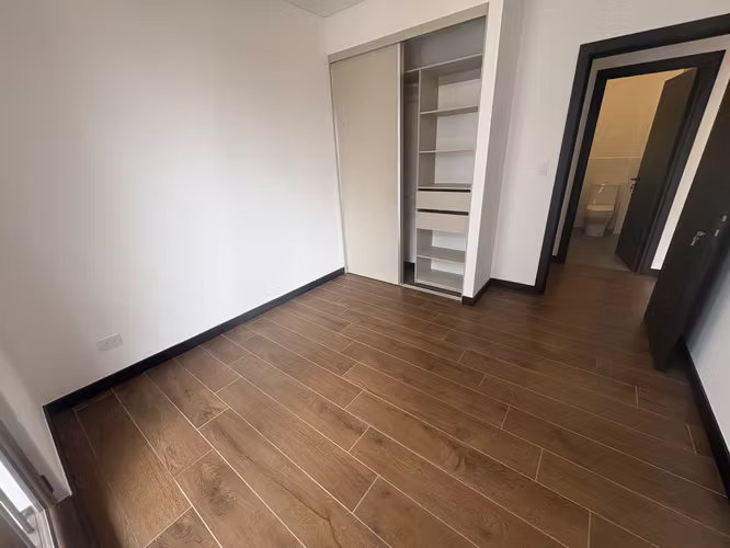Zona 16 Lirios de Cayala apartamento con Terraza 3 habitaciones - Miniatura 13
