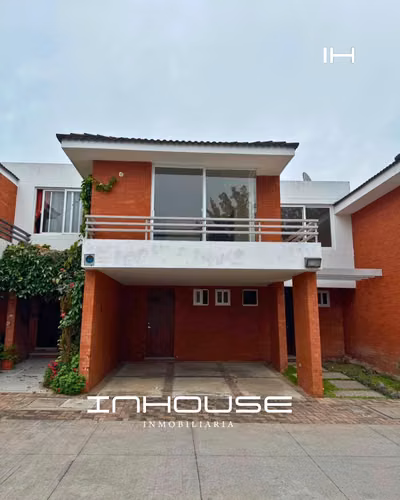 CASA EN VENTA EN ZONA 16 ENSENADA