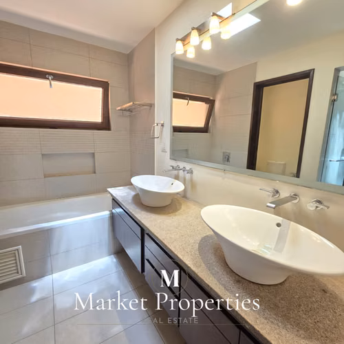 Casa en renta zona 10 Condominio La Joya de 5 dormitorios - Imagen 9