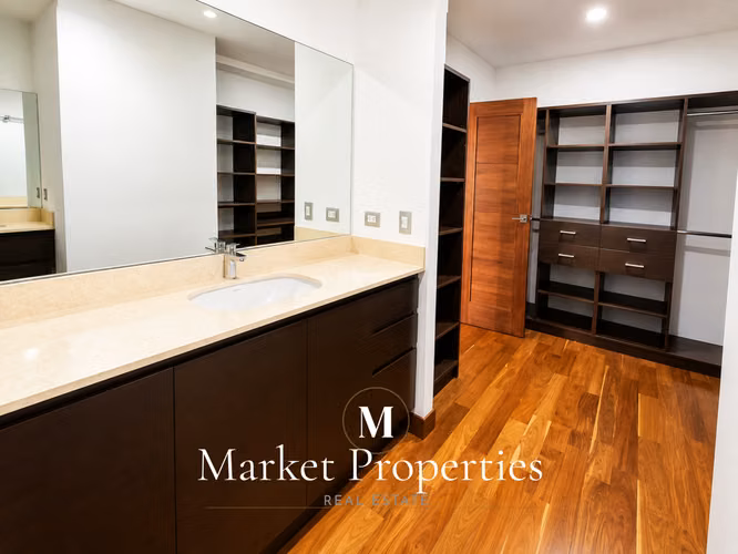 Apartamento en renta zona 14 Edificio Noguchi de 3 habitaciones + 3 parqueos - Imagen 6