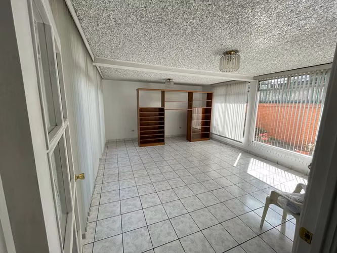 CASA EN RENTA PARA OFICINAS ZONA 12 - Miniatura 5