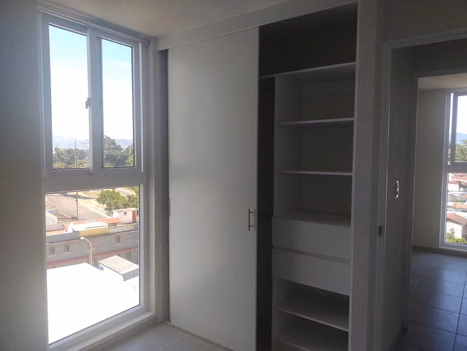 Apartamento en sector Blvr. Liberación, Zona 8 - Miniatura 3