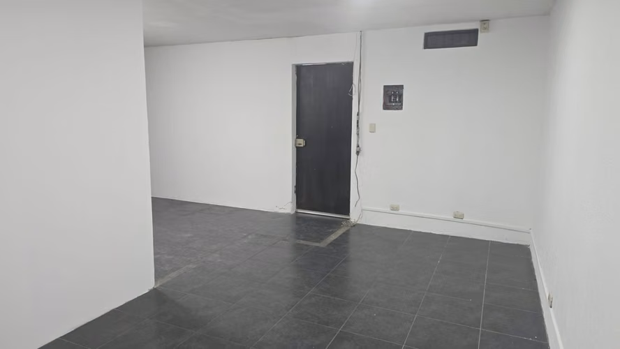 Local en Zona 9 - Miniatura 6