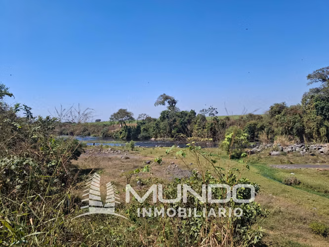 FINCA EN VENTA KM. 68 CARRETERRA ANTIGUA AL PUERTO SAN JOSE