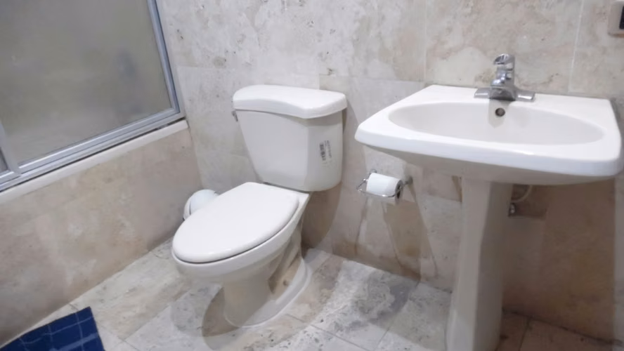 MUNDO INMOBILIARIO RENTA AMPLIO APARTAMENTO ZONA 13 - Imagen 9