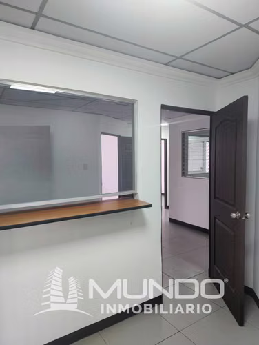 OFICINA EN RENTA EN ZONA 13/ MUNDO INMOBILIARIO - Miniatura 8