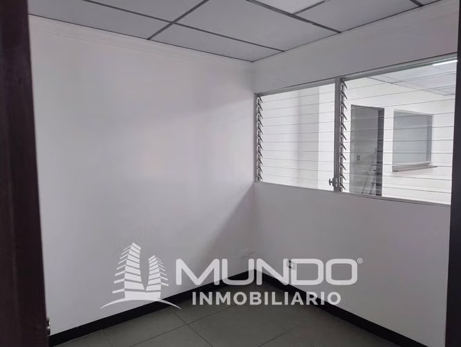 OFICINA EN RENTA EN ZONA 13/ MUNDO INMOBILIARIO - Miniatura 3