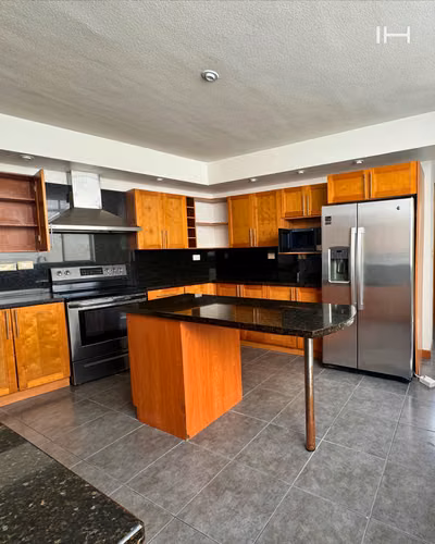 CASA EN RENTA ZONA 16 CAMPOS DE SAN ISIDRO - Miniatura 4
