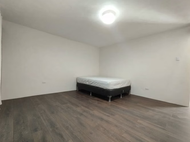 CASA EN VENTA EN ZONA 6 COLONIA SAN RAFAEL - Miniatura 10