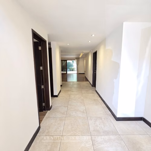 Casa en renta zona 10 condominio La Joya de 4 habitaciones + 2 estudios - Imagen 16