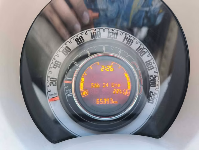 Fiat 500 2016 de agencia súper ahorrativo