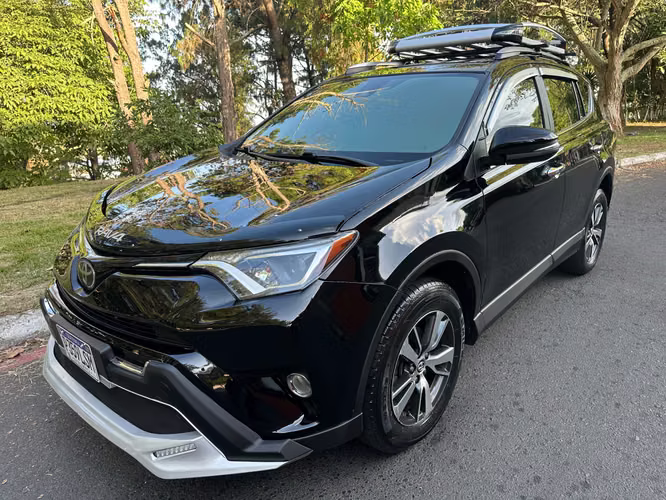 TOYOTA RAV4 ADVENTURE 4X4 2018 - todas sus bolsas, sin óxido, recién ingreso. - Imagen 3