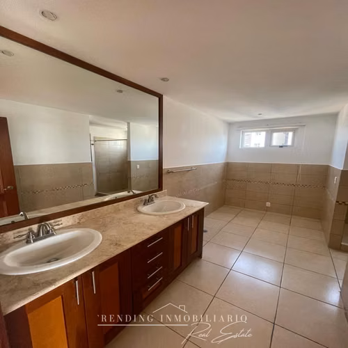 Apartamento en renta zona 15 Edificio Botticelli de 3 habitaciones + 2 parqueos - Imagen 10