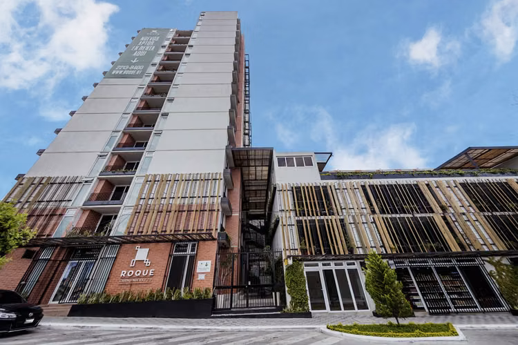 PENTHOUSE AMUEBLADO EN ALQUILER EN EDIFICIO ROQUE ZONA 2 - Imagen 19