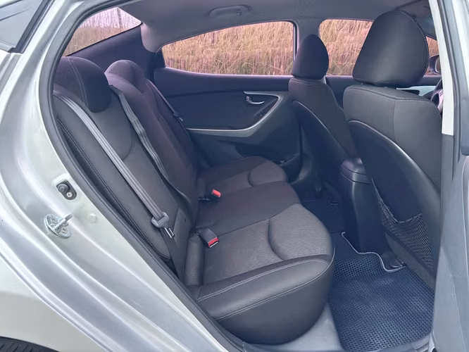 Hyundai Avante(Elantra) 2012 Recien Ingresado
