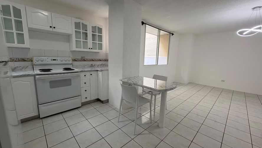 VENTA DE APARTAMENTO EN ZONA 16 LA MONTAÑA