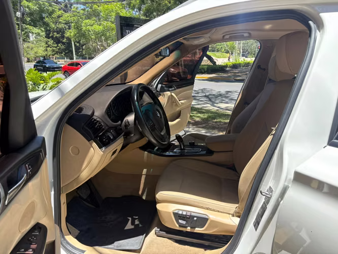 BMW X3 SDrive 20i año 2015 de agencia
