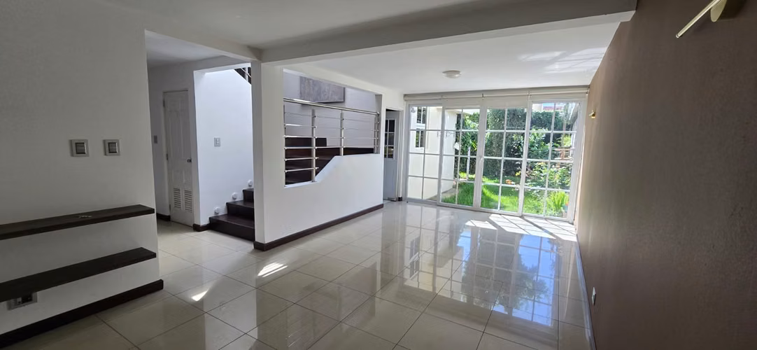 Townhouse en Renta km 19.3 Carretera a San José Pinula / Los Manantiales