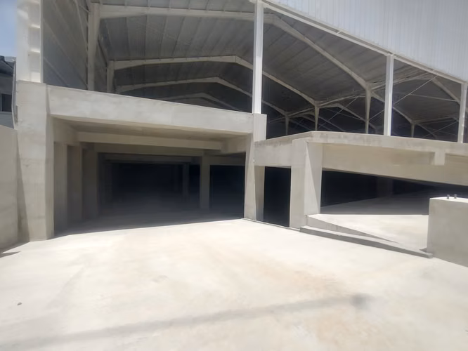 ALQUILO : BODEGA AMPLIA PRIMIUM de 11,400 M2 , zona 11  sector calz. Roosevelt - Imagen 6