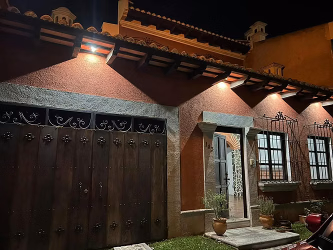 CASA EN VENTA EN ANTIGUA GUATEMALA, CONDOMINIO BELLA VISTA - Imagen 8