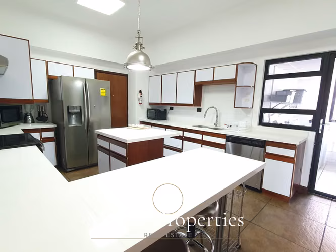 Apartamento amueblado en renta en Premiere Club, Zona 14 | 260 m² | 3 habitaciones | 2 parqueos - Imagen 5