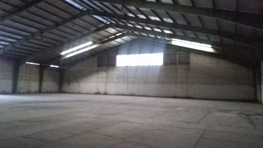 ALQUILO : AMPLIA BODEGA de 6,000 M2 en Villa Nueva a pocos Metros de CA-9 - Imagen 6