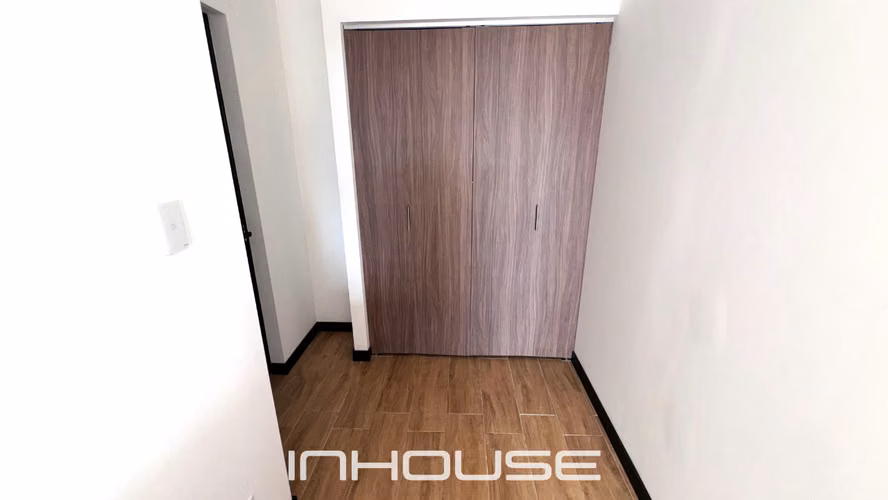 APARTAMENTO EN VENTA EN  ZONA  12 PARA INVERSION - Imagen 4