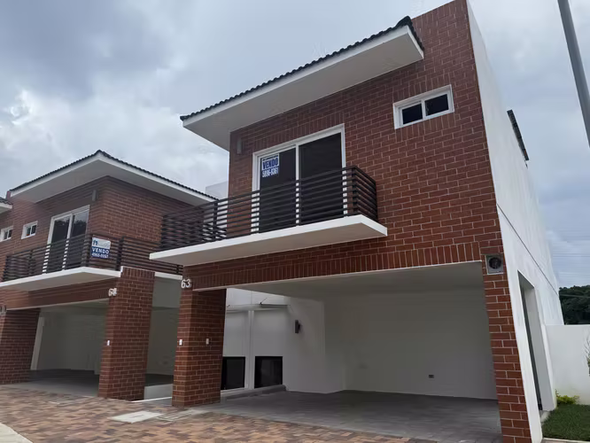 Casa Nueva