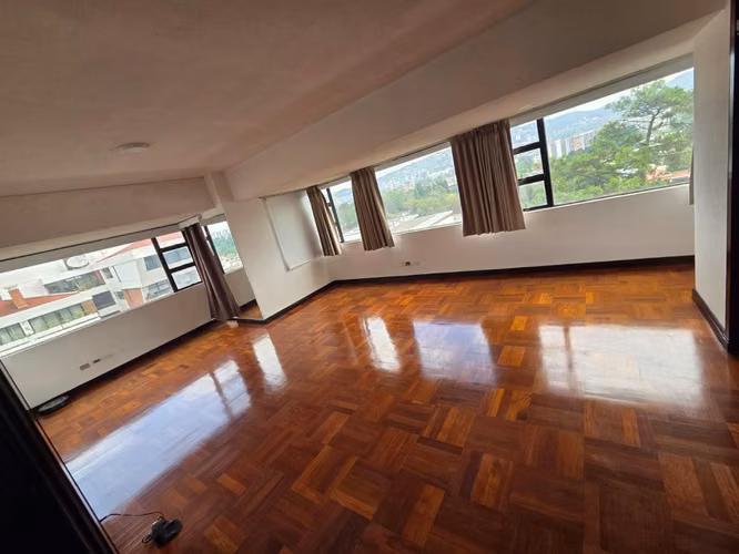 RENTA DE APARTAMENTO EN EDIFICIO LA MIRAGE, ZONA 14