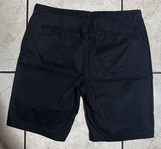 Short - Marca: Calvin Klein - Nuevo - Original - Color: Negro - Talla: 36