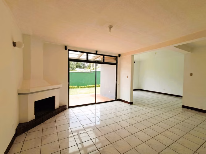 Casa en renta 3 habitaciones + estudio $950 | Condominio Terravista km 16.5 CAES - Imagen 2