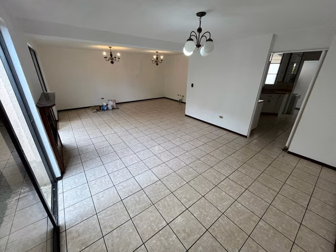 House for Sale in Villa Los Pinabetes Km. 19.5 Road to San José Pinula