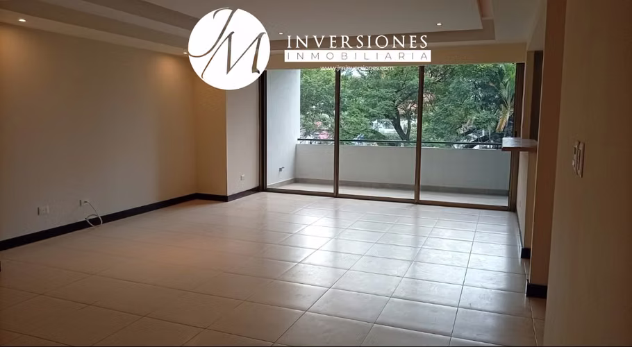 Apartamento de 2 dormitorios en zona 14 - Imagen 3