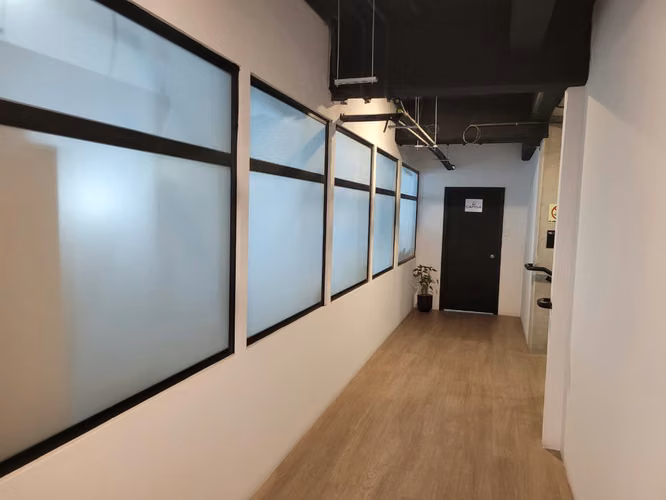 2 OFICINAS EN RENTA EN EDIFICIO BUSSINESS CENTER - Imagen 13