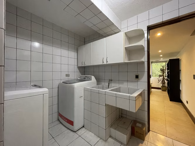Zona 10, 160 mts² de apartamento en venta y o alquiler - Imagen 15