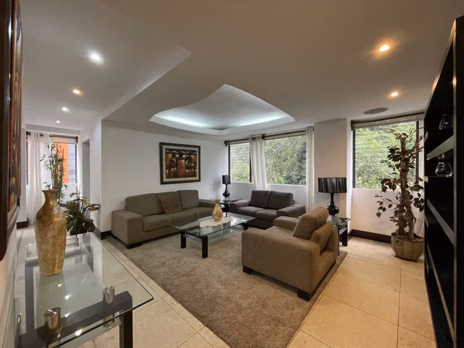 Zona 10, 160 mts² de apartamento en venta y o alquiler