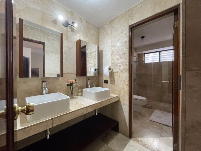 Zona 10, 160 mts² de apartamento en venta y o alquiler - Imagen 8