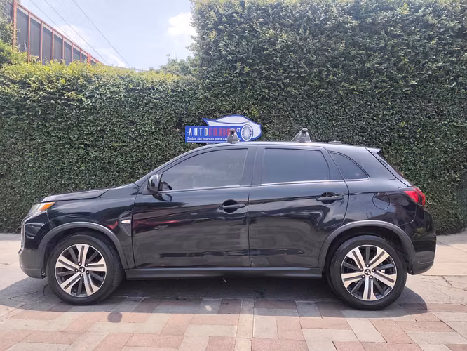 Mitsubishi Outlander Sport 2wd Modelo 2020 - Imagen 4