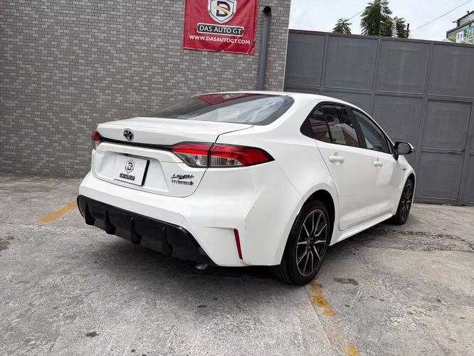 Toyota Corolla Hybrid Importado de China Modelo 2023 - Imagen 3