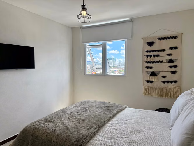 APARTAMENTO AMUEBLADO EN RENTA EN ZONA 11, PARQUE SAN JORGE - Imagen 6