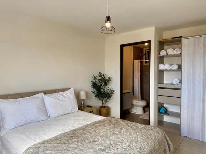 APARTAMENTO AMUEBLADO EN RENTA EN ZONA 11, PARQUE SAN JORGE - Imagen 5