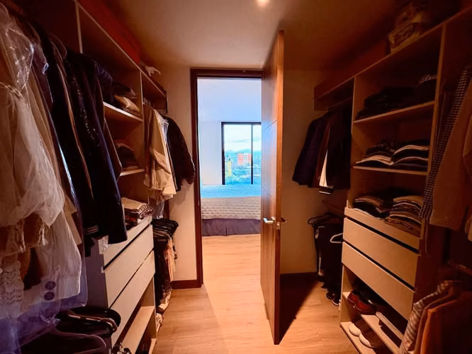  Apartamento en Venta | Artis Zona 13   Ubicación privilegiada - Imagen 4