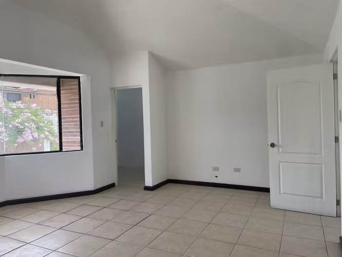 Alquilo Casa en Residencia Los Manantiales Km. 19 - Imagen 8