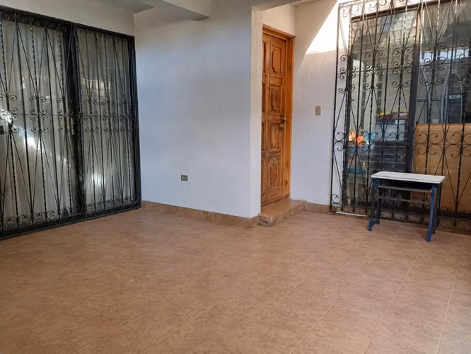 Casa en renta zona 15 VH I fuera de garita