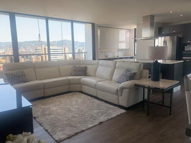 APARTAMENTO AMUEBLADO EN URBANA ZONA 10