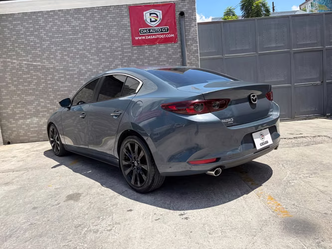 Mazda 3 Preferred Importado Modelo 2024 - Imagen 5